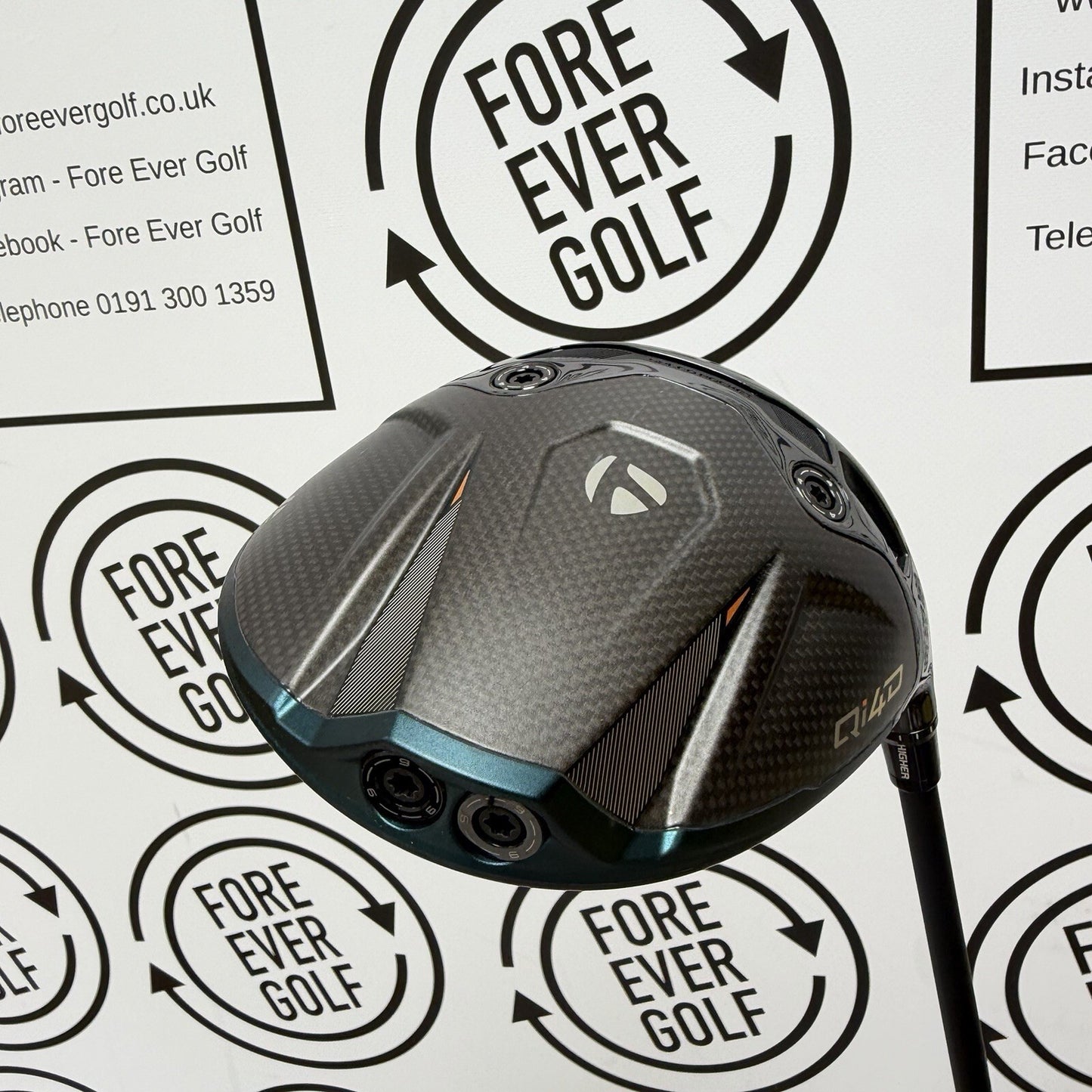 TAYLORMADE Qi4D DRIVER / 9 Degree / RH / 60g Stiff Flex / MINT USED