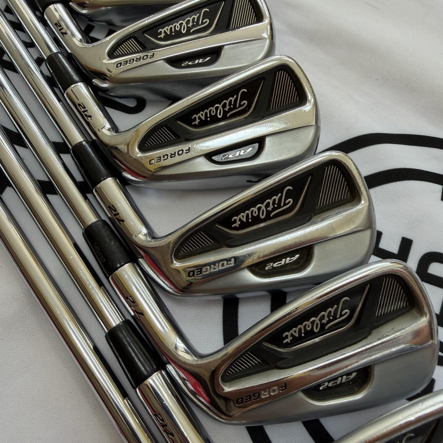 TITLEIST AP2 712 IRONS / 3 - PW / Mens RH / 120g Stiff Flex / GOOD USED