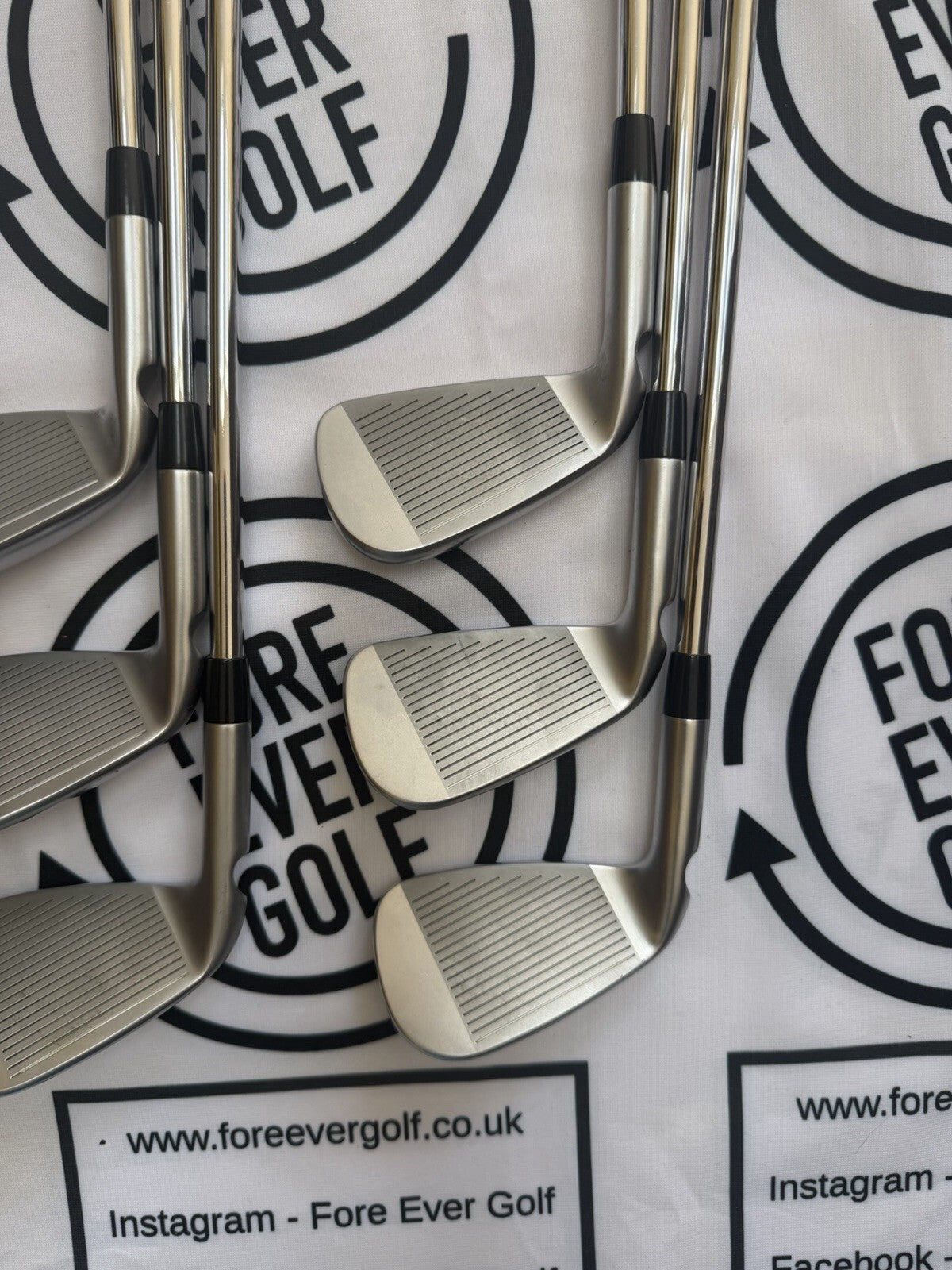 PING i530 IRONS / 6 - UW / Blue Dot / Mens RH / Regular Flex / V.GOOD USED