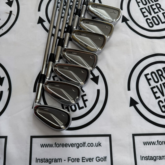 MIZUNO MP-64 IRONS / 4 - PW / Mens RH / NS PRO 950GH Reg Flex / MINT USED
