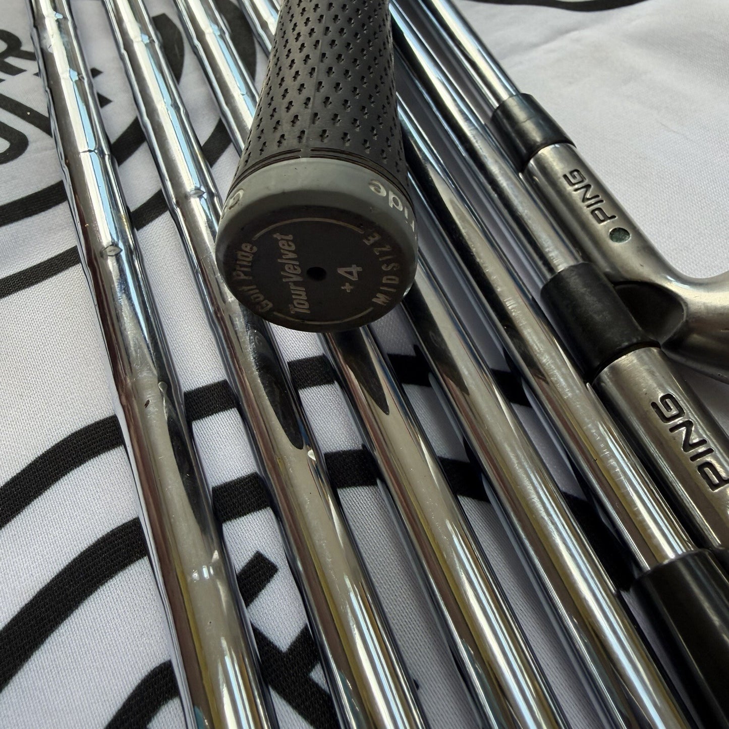 PING G SERIES IRONS / 5 - PW + SW + LW / Green Dot / RH / Reg Flex / GOOD USED