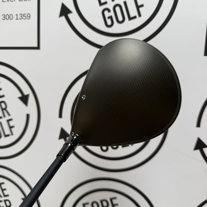 TAYLORMADE Qi4D DRIVER / 10.5 Degree / RH / 50g Reg Flex / MINT USED