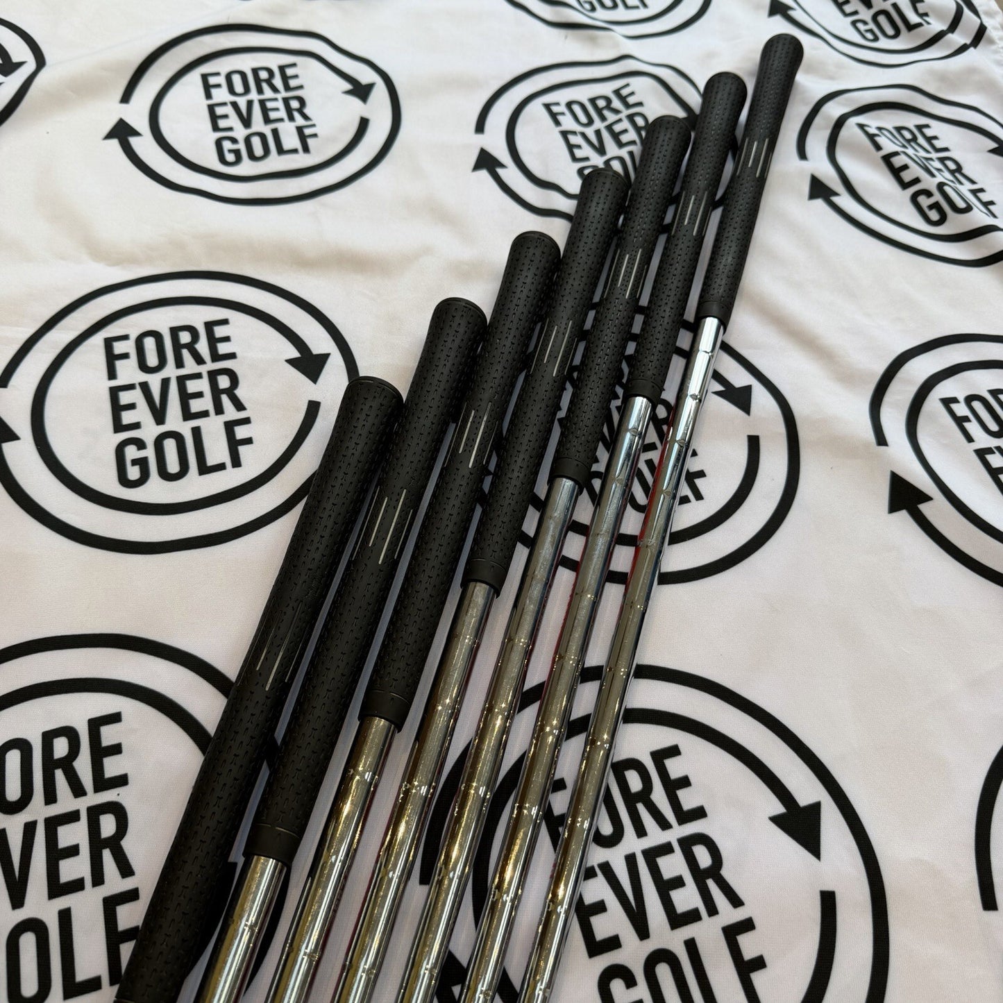 PING i200 IRON SET / 4 - PW / RH / BLUE DOT / 105g Reg Flex / GOOD USED