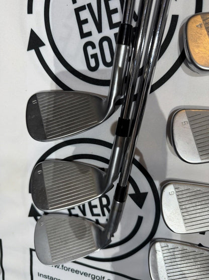 PING G425 IRONS / 4 - PW / Mens RH / Peoject X 5.5 Reg Shafts / V.GOOD USED