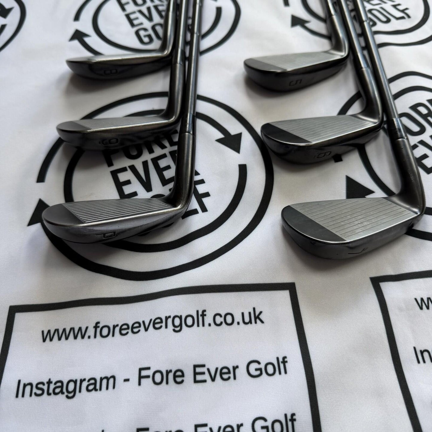 MIZUNO JPX 925 FORGED IRONS / 5 - PW / Black / LTD Edition / 130g Stiff Flex